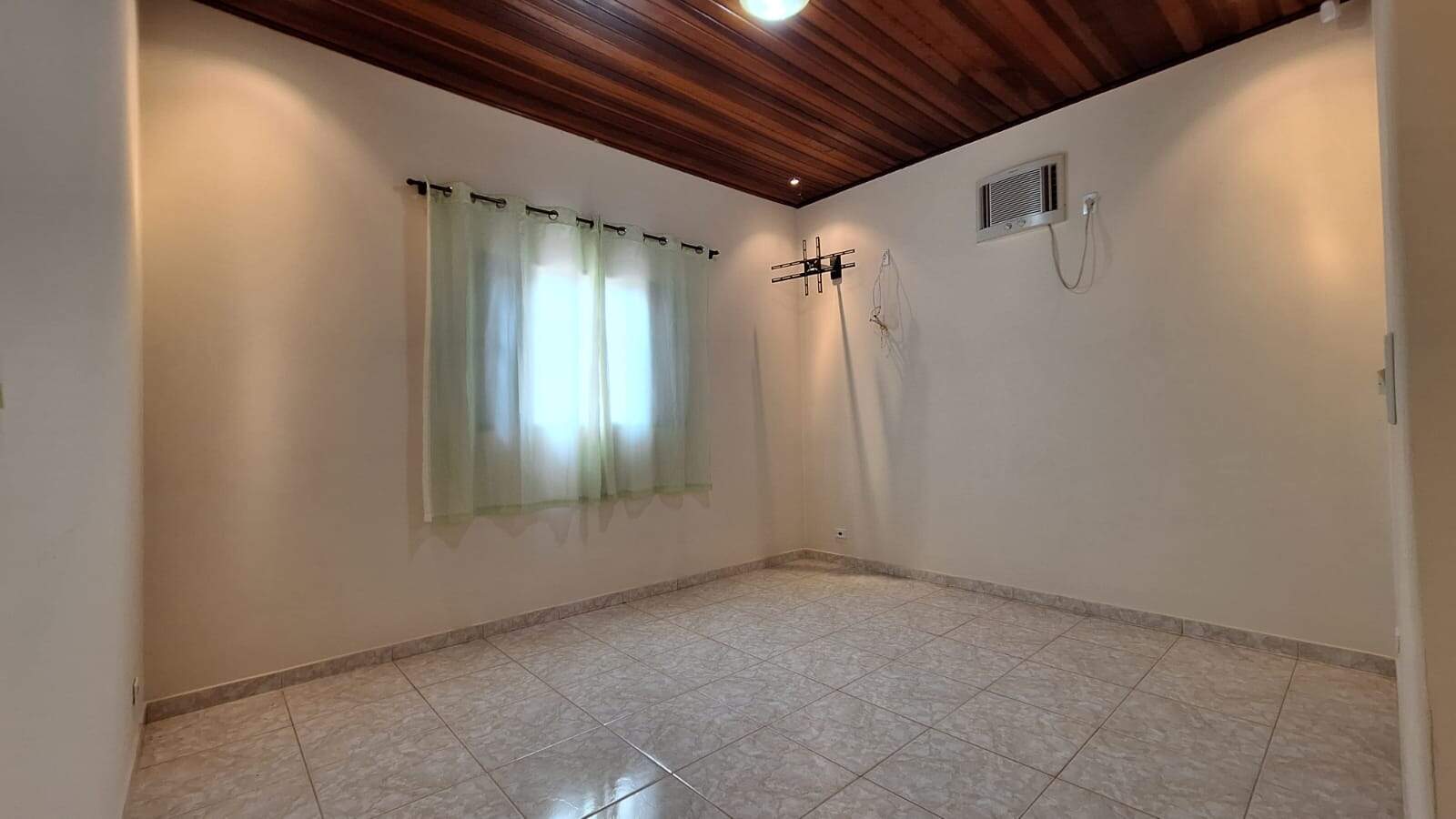 Casa à venda no JARDIM MUNICIPAL: f7698c8a-91ab-4715-b170-dbfab577c98b.jpg