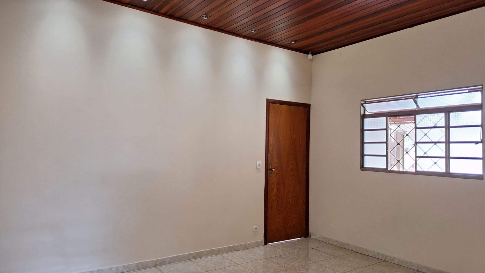 Casa à venda no JARDIM MUNICIPAL: 2d584389-f33c-43ba-94dc-a9bca5f440c4.jpg