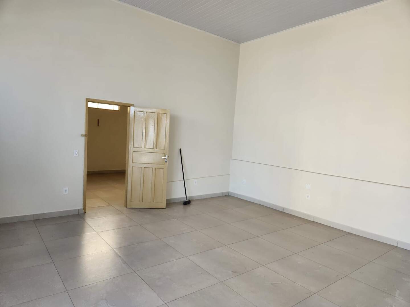 Salão à venda no Centro: Imagem do WhatsApp de 2023-12-13 à(s) 17.23.33_763f9abb.jpg