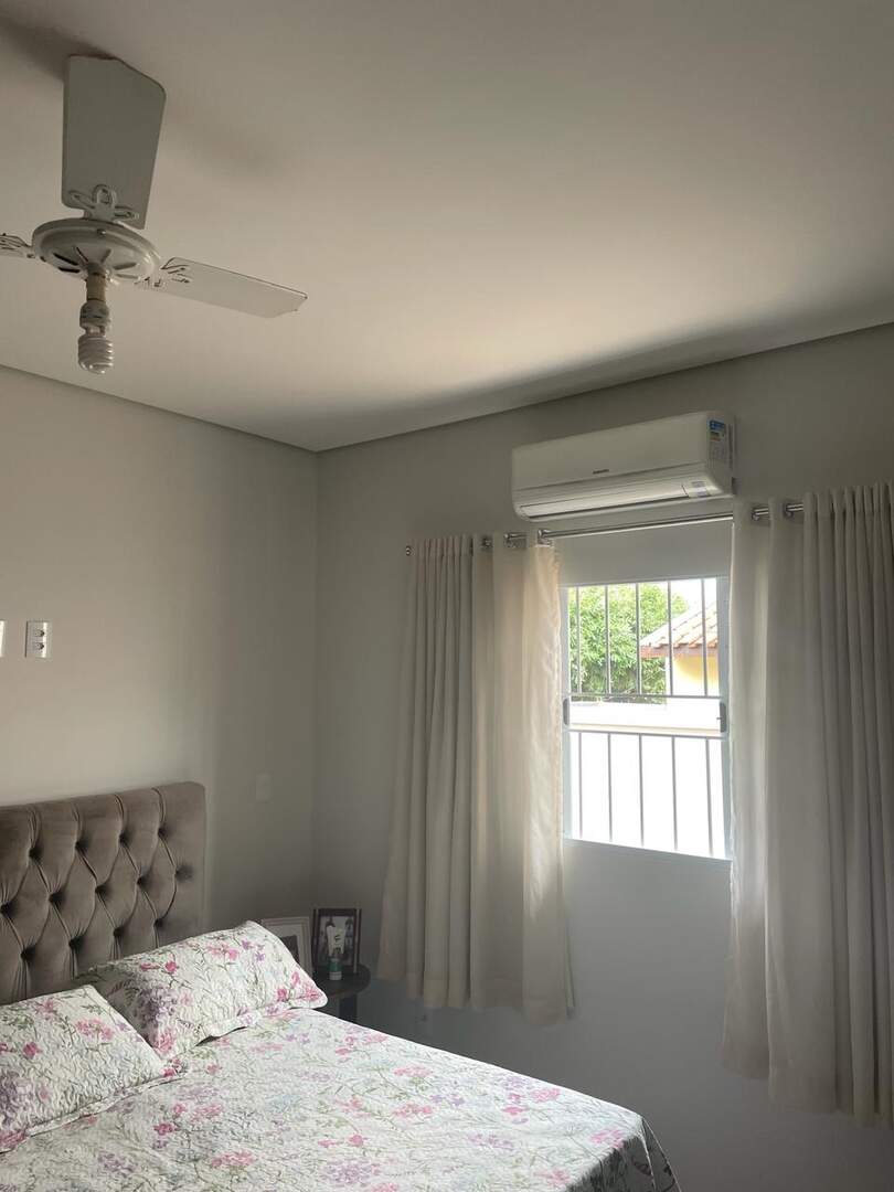 Casa à venda no JARDIM CASTELO: 53704985-41a0-445e-841f-a1169f32ad44.jpg