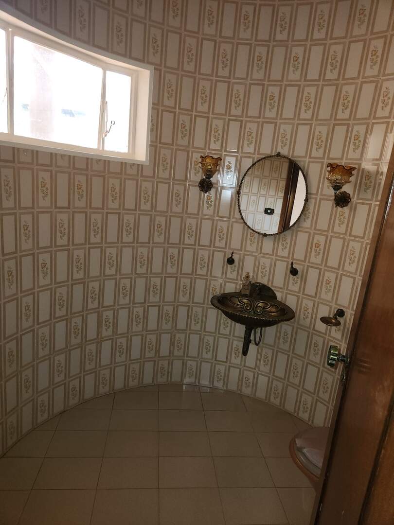 Casa à venda no Centro: 1b4a9676-7cb2-4911-814b-1425418cc98f.jpg