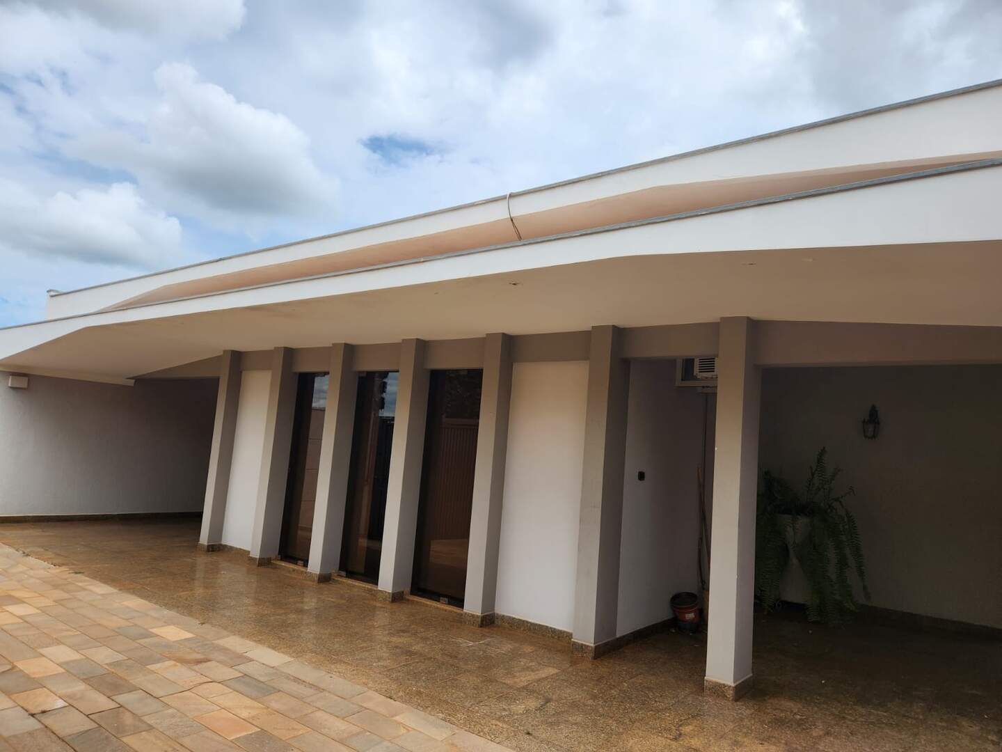 Casa à venda no Centro: c7af06fc-f445-4f1b-a34c-37a8fb6d38e2.jpg