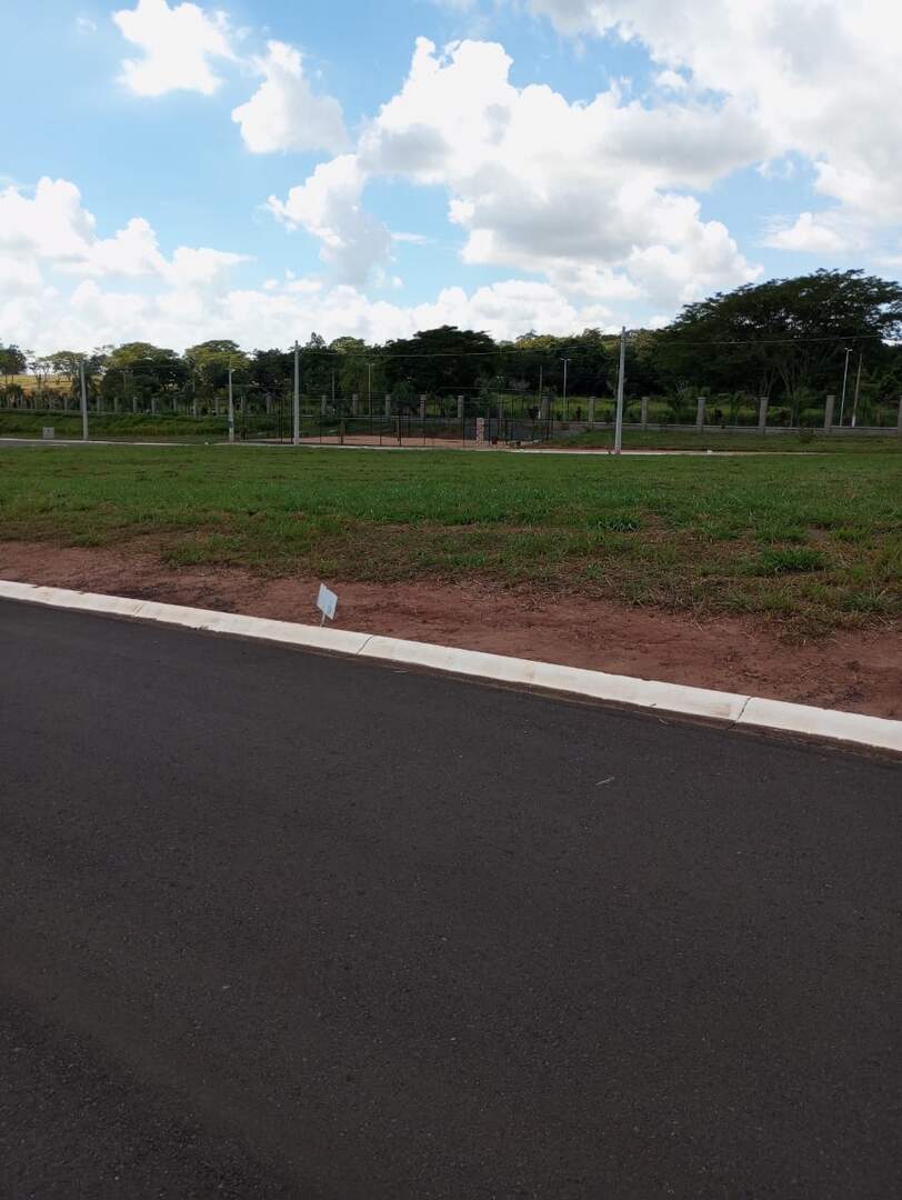 Terreno à venda no Residencial Bella Vista: 90907d39-b2a8-4bfb-9a93-31e4a4db841a.jpg