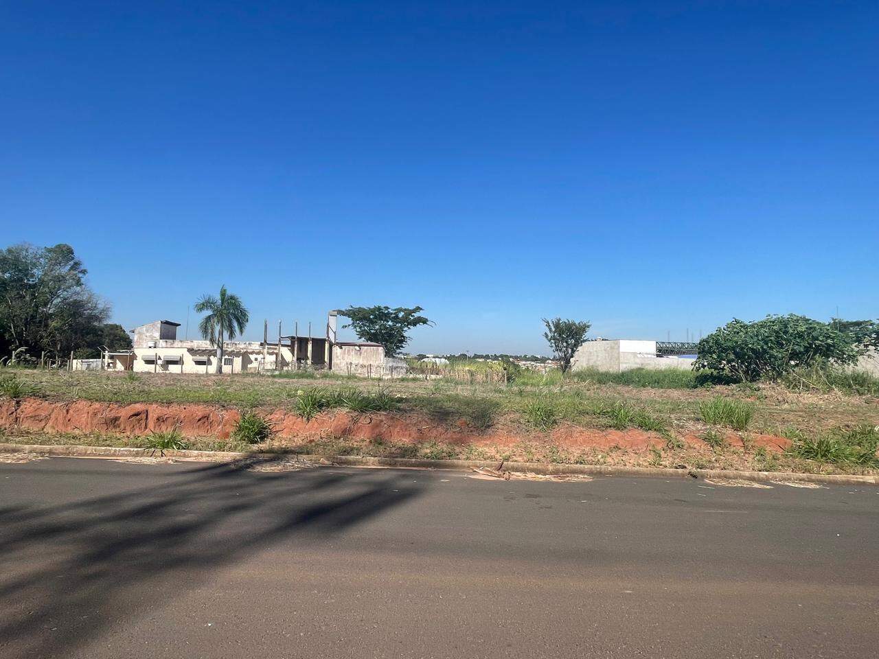 Terreno à venda no PARQUE INDUSTRIAL II: 370d2c78-1b0a-422b-95bc-3e1feb1821df.jpg