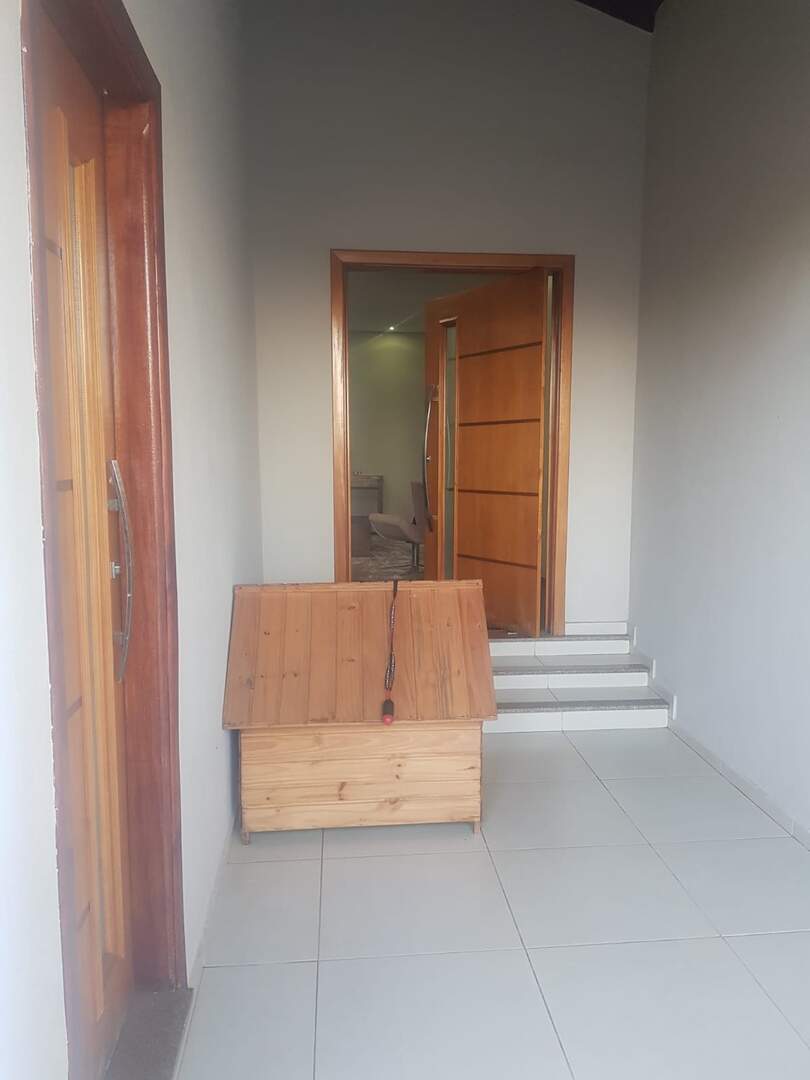 Casa à venda no JARDIM TRIANON: edad67df-a43d-4c64-b266-6221faed9783.jpg