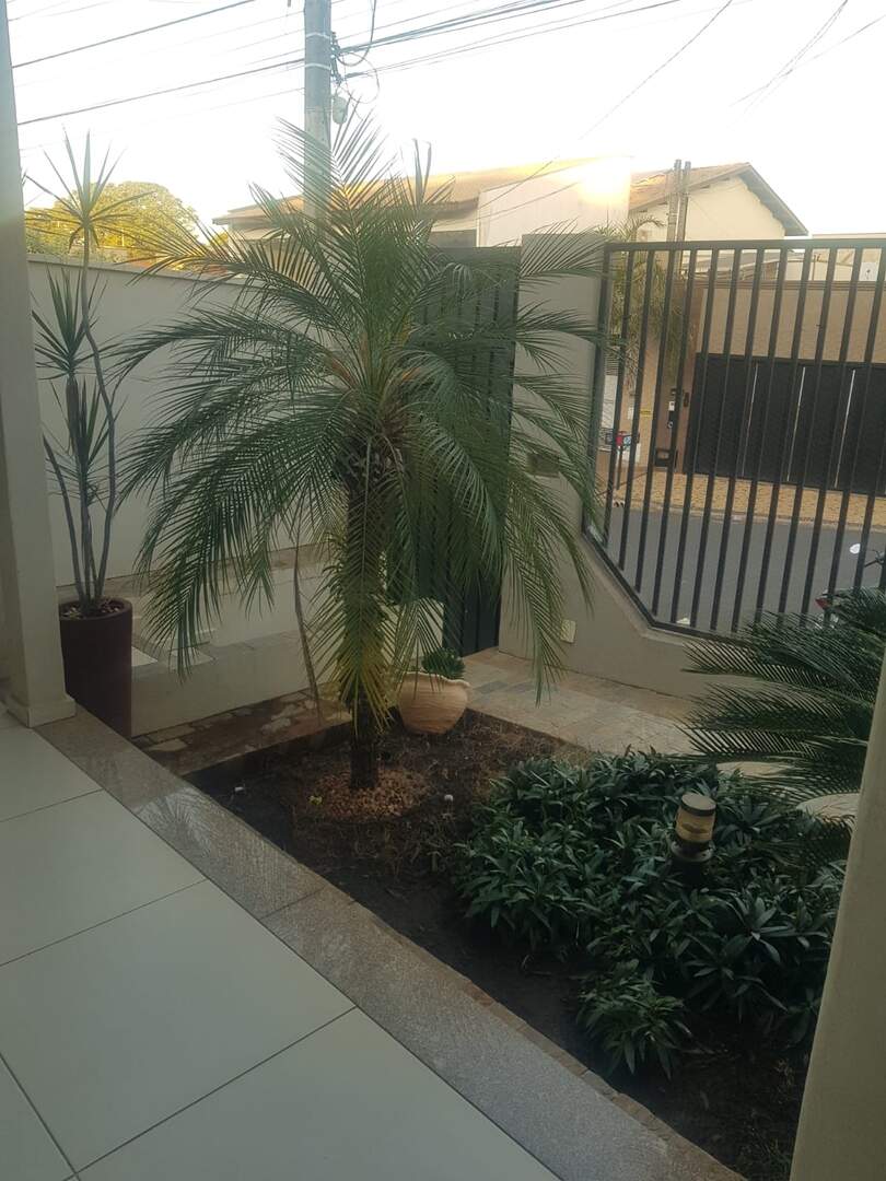 Casa à venda no JARDIM TRIANON: 7c68da94-45ff-4dc0-9e8f-4db020436f36.jpg