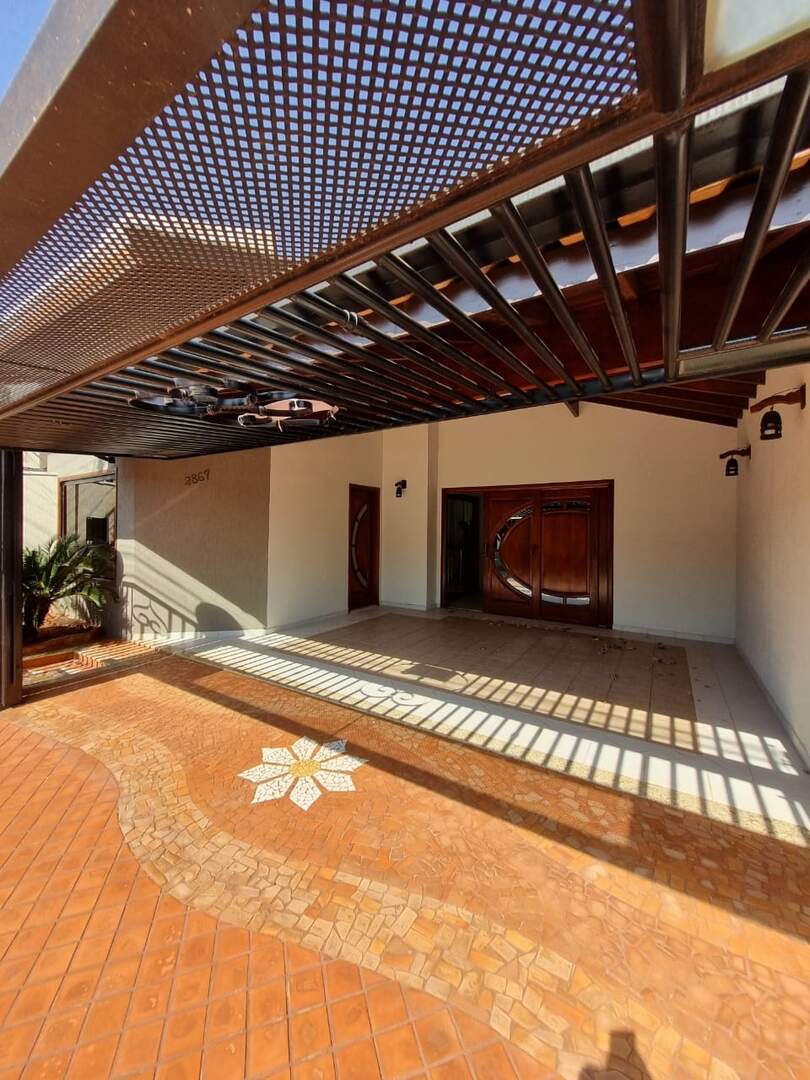 Casa à venda no Centro: c0acd71a-b514-45e4-8227-6f32b1c36c8e.jpg