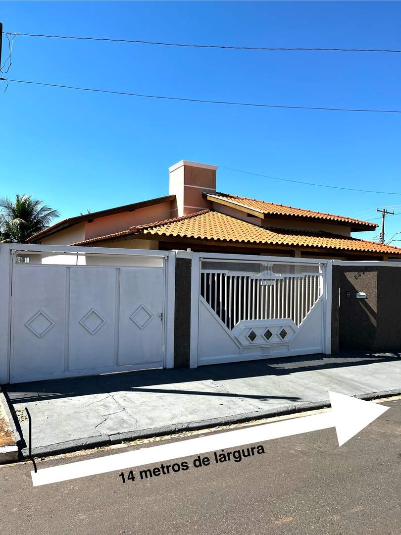 Casa à venda no Jardim Santo Expedito: 099abff7-2765-4fb4-a232-15edc4dbf316.jpg