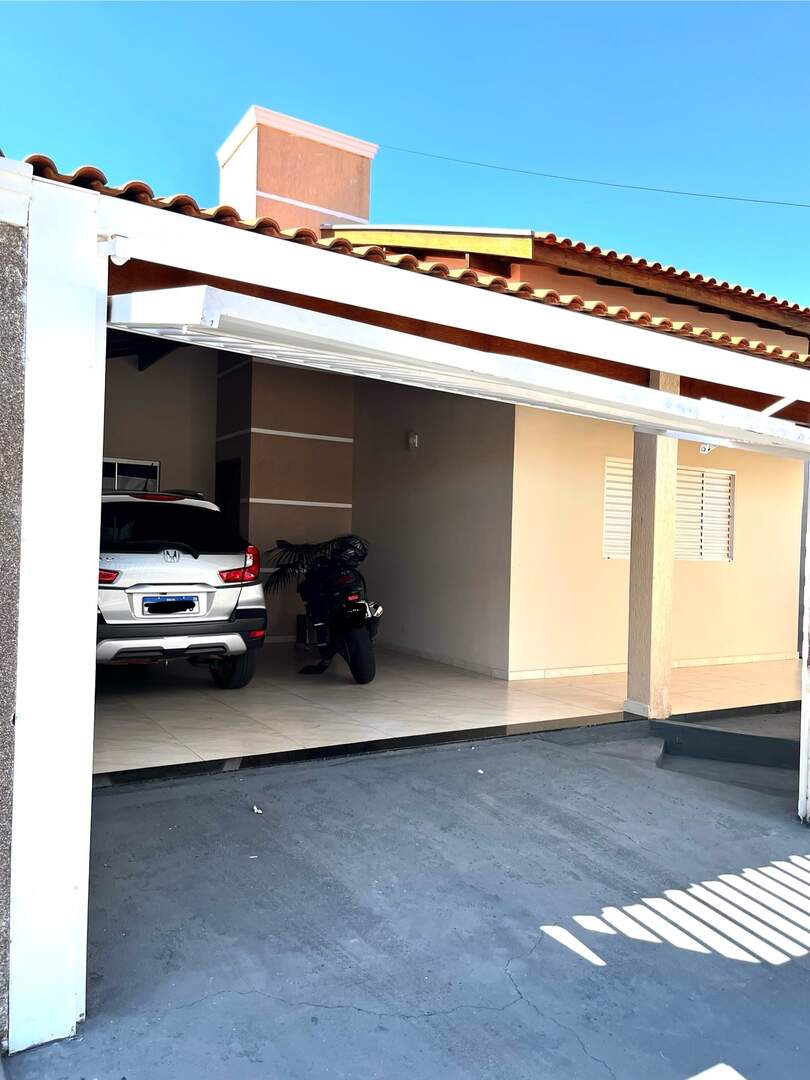 Casa à venda no Jardim Santo Expedito: 2b8326d0-16dc-4c30-84a9-f77d5220f385.jpg