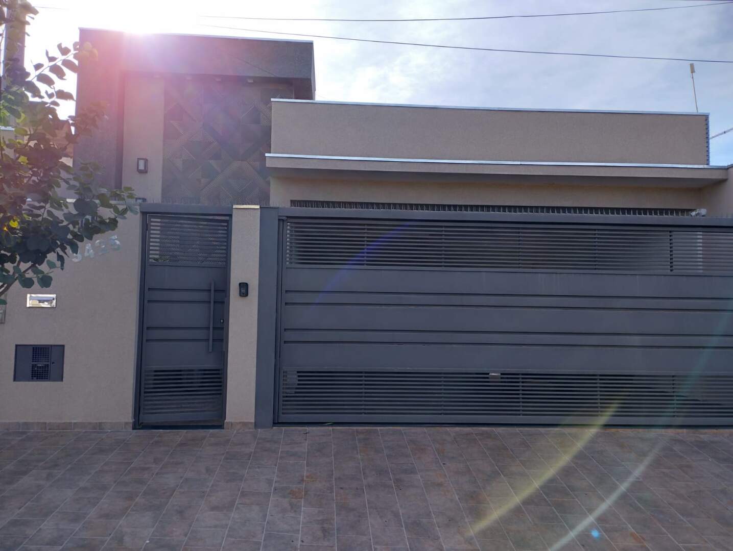 Casa à venda no Jardim Santo Expedito: e5ef60c3-3409-4f60-b0b5-f88d1a61a0ef.jpg