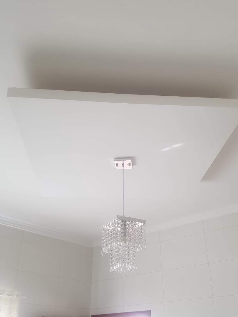 Casa à venda no Jardim Santo Expedito: c4d9feb7-be0f-43af-abb0-a9044c030f15.jpg