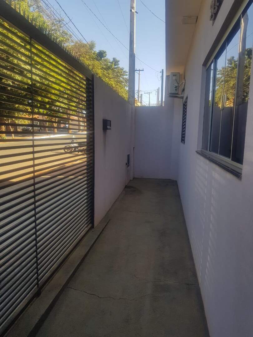 Casa à venda no Jardim Santo Expedito: 8db17f0d-f92f-4918-824d-f9d95ef0a356.jpg