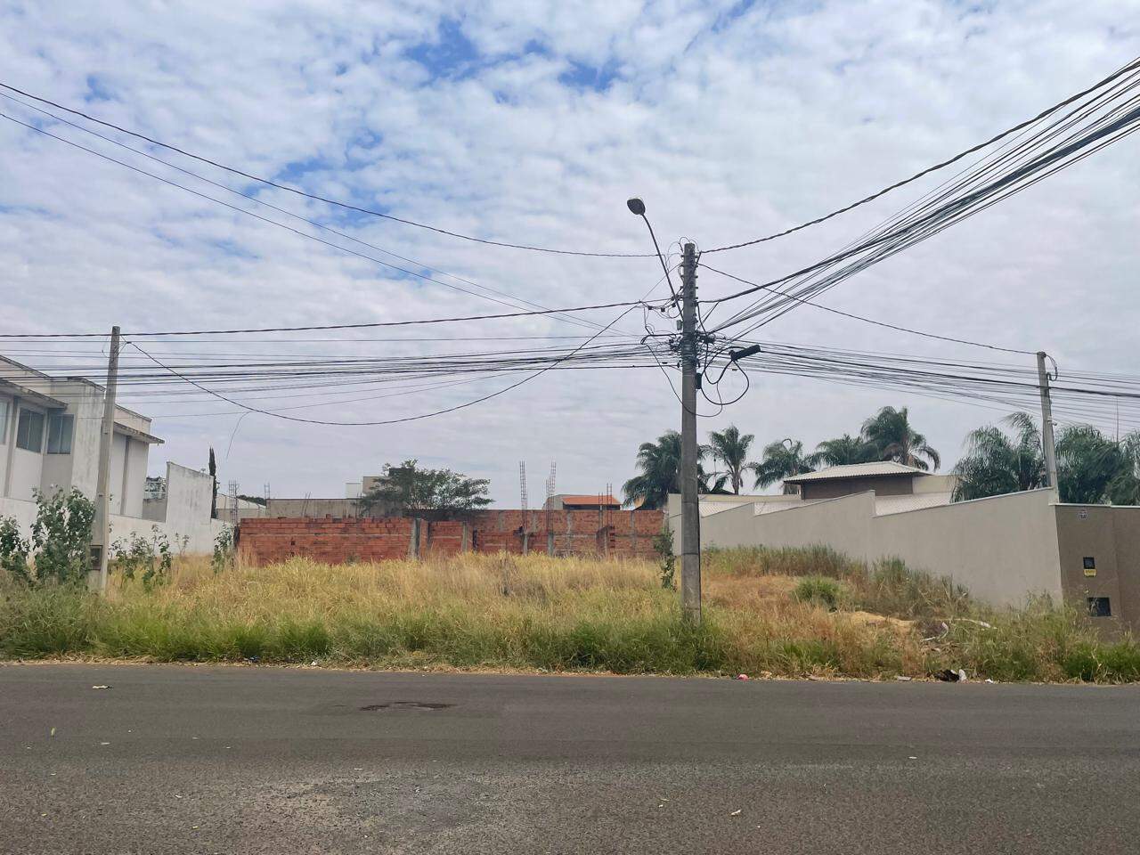 Terreno à venda no JARDIM DO BOSQUE: 22bbd6eb-217c-46dd-81a6-f3218dc57eb7.jpg