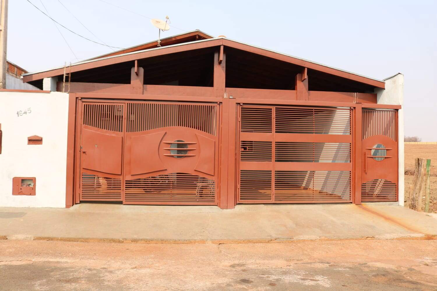 Casa à venda no CENTRO: 873be051-0fa2-431f-a461-71bb197fa5e1.jpg