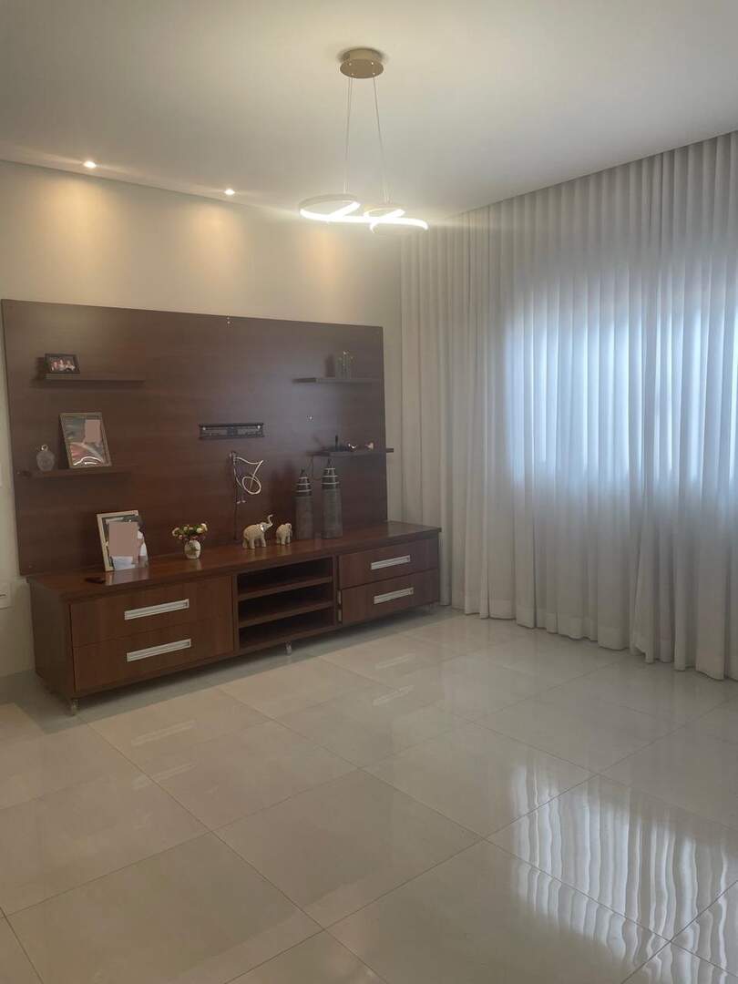 Casa à venda no JARDIM ESTADOS UNIDOS: 4882c0c8-057f-4a3a-86be-15e33cba08c1.jpg