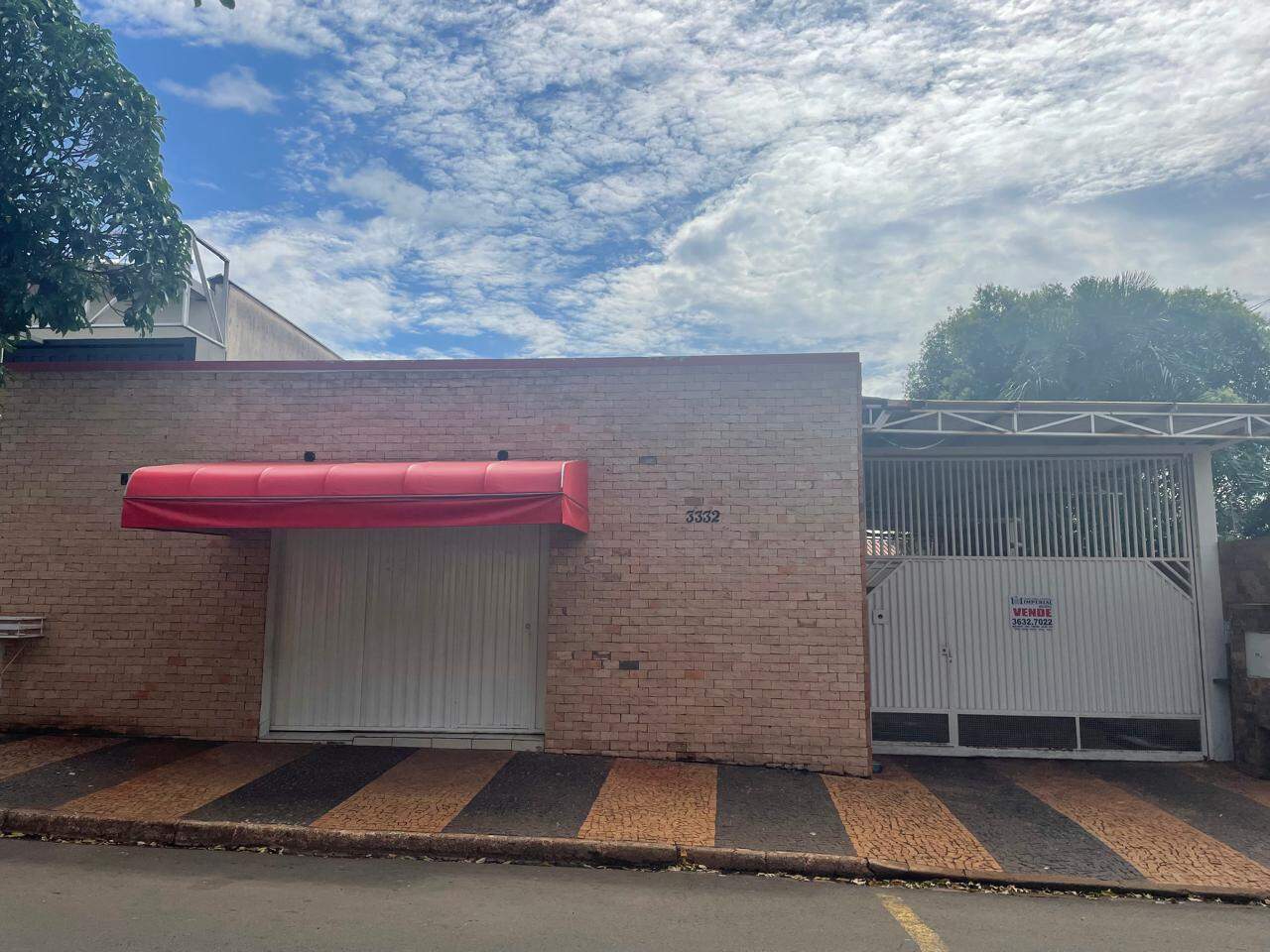 Casa à venda no Jardim Santo Expedito: b0a7af66-946a-48c6-9317-2e4380edec42.jpg