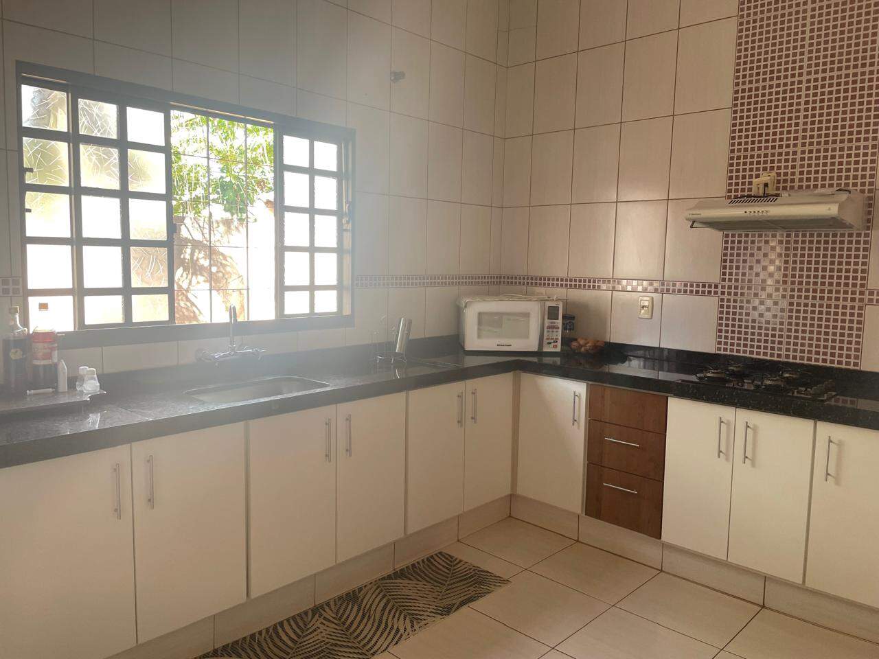 Casa à venda no Jardim Santo Expedito: b437d3d3-c6c7-40eb-977b-1045c0360edc.jpg