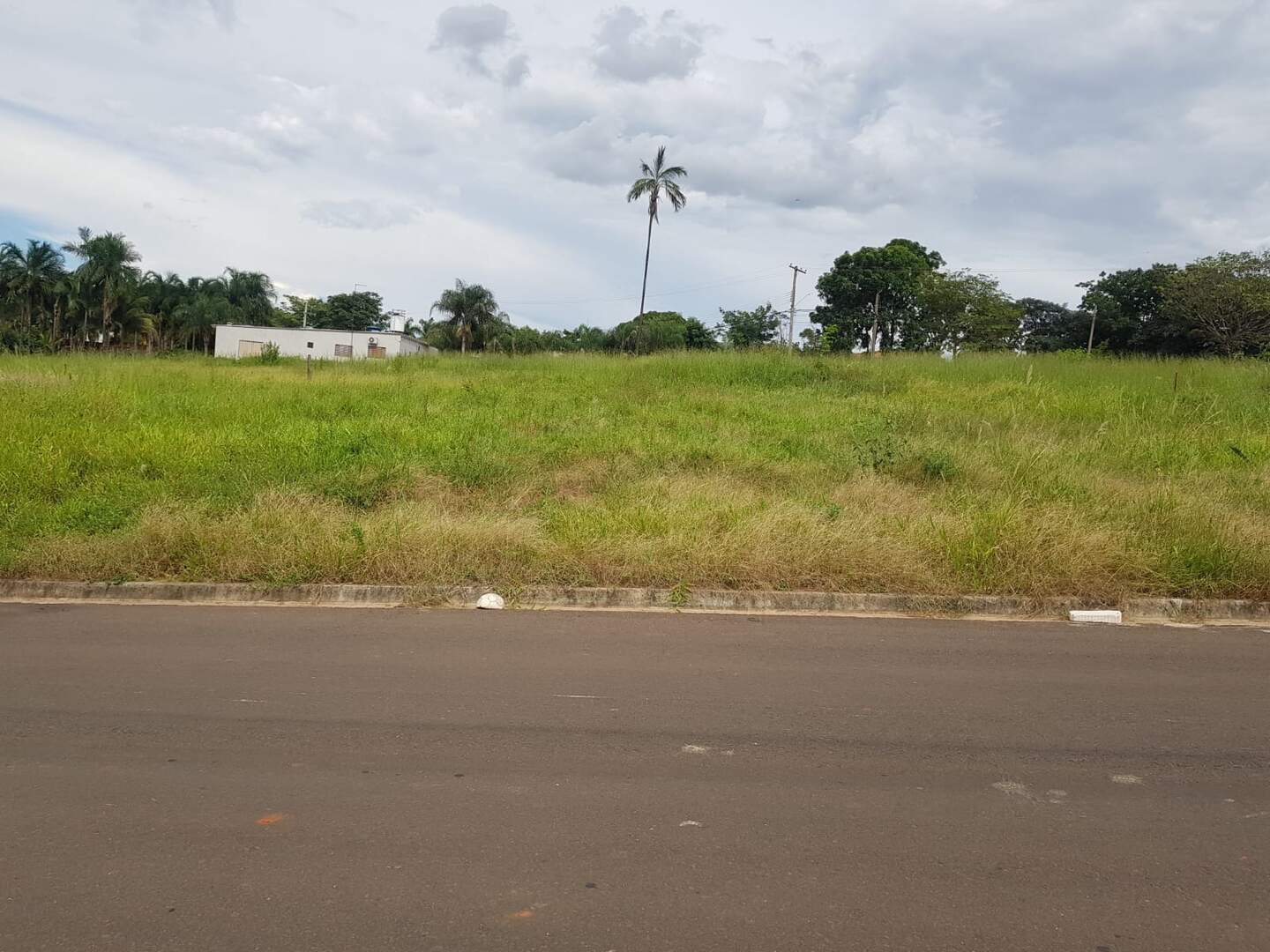 Terreno à venda no residencial hipocrates: 8beb726d-ea95-4661-b29b-a3e2247312b3.jpg