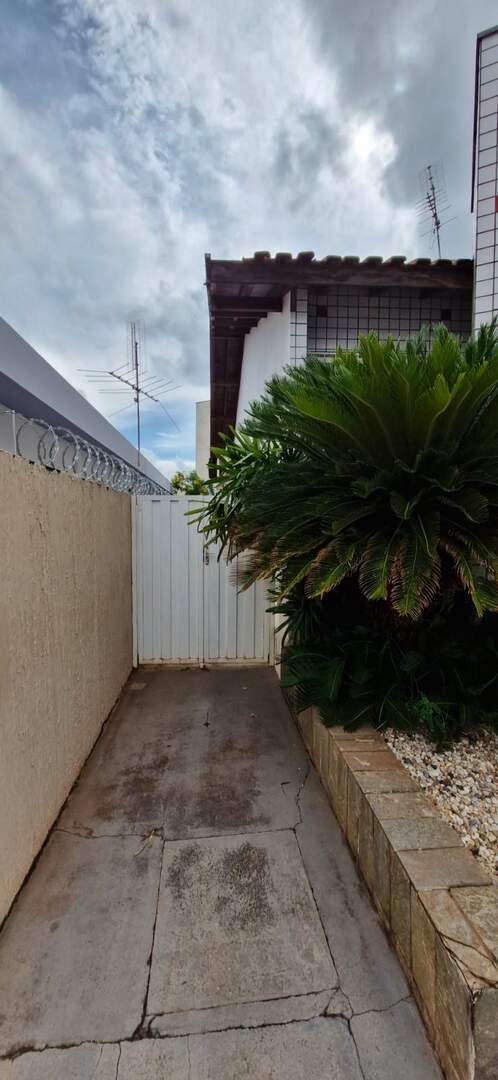 Prédio à venda no Centro: 8185148e-c31f-4e72-a9d6-139ce5c60459.jpg