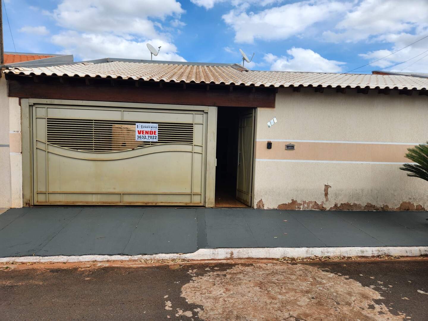 Casa à venda no CENTRO: 7a62ecc7-d151-401e-b14b-a1dcd27026a7.jpg