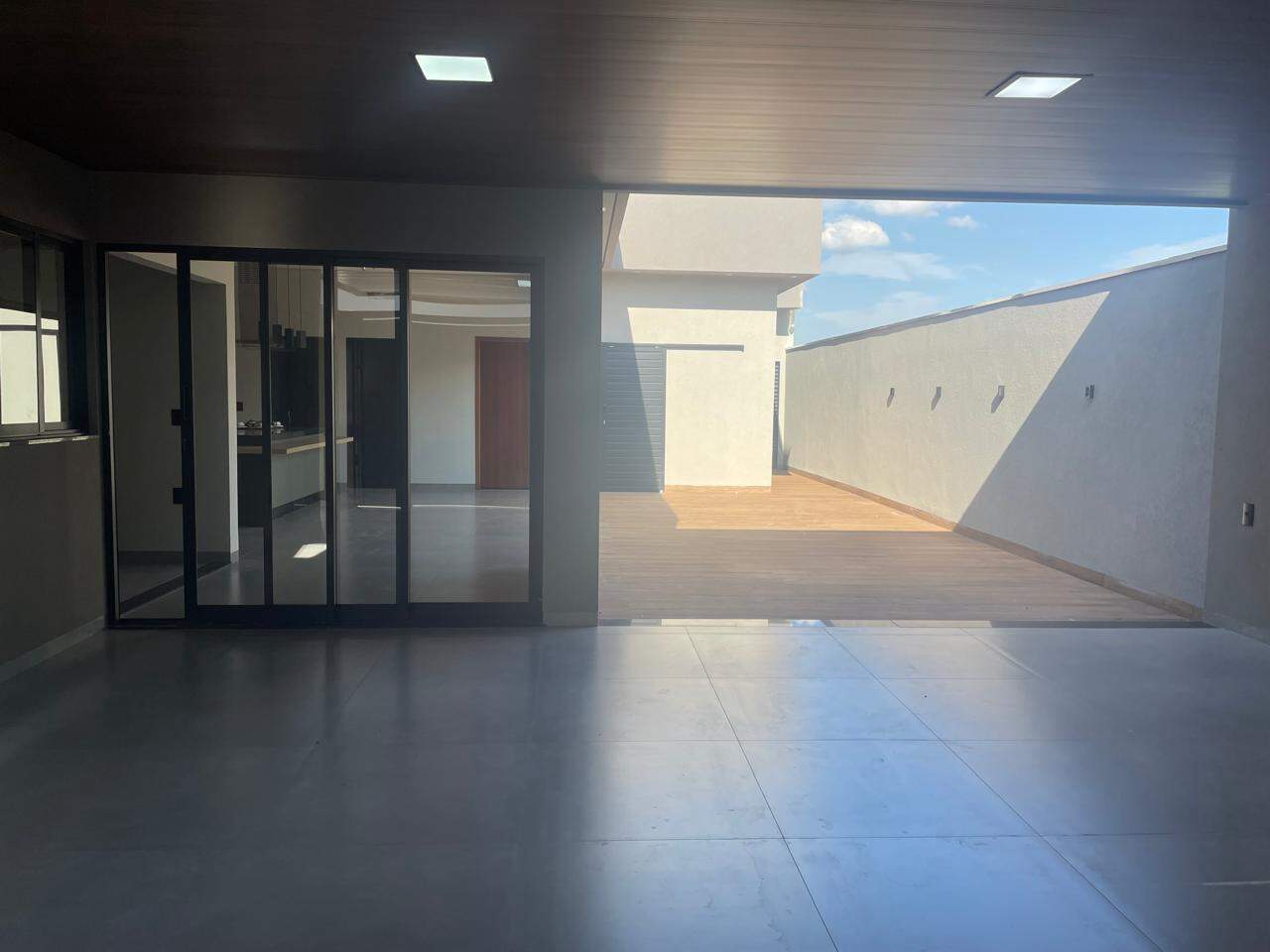 Casa à venda no RESIDENCIAL MARIA GABRIELA: 0678cf5f-4bd8-434d-b6b9-81dd0896c47c.jpg