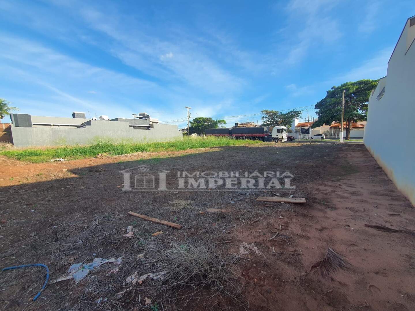 Terreno à venda no JARDIM ESTADOS UNIDOS: WhatsApp Image 2025-06-05 at 11.59.08(1).jpg