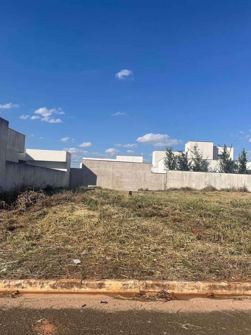 Terreno à venda no RESIDENCIAL VILA MARIANA: 1bad475c-89d4-4b23-9fa2-6a697183fd9a.jpg