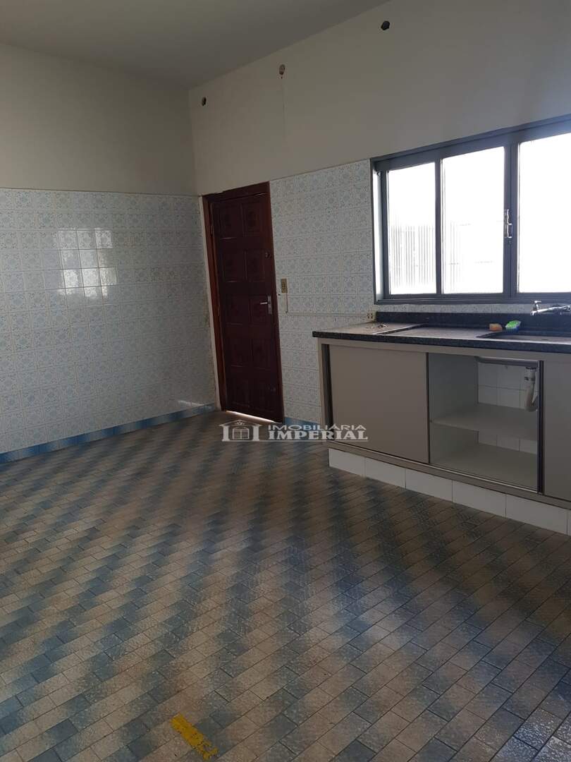 Casa à venda no Centro: 5f816454-d63e-416f-8e51-78eda4f9923e.jpg