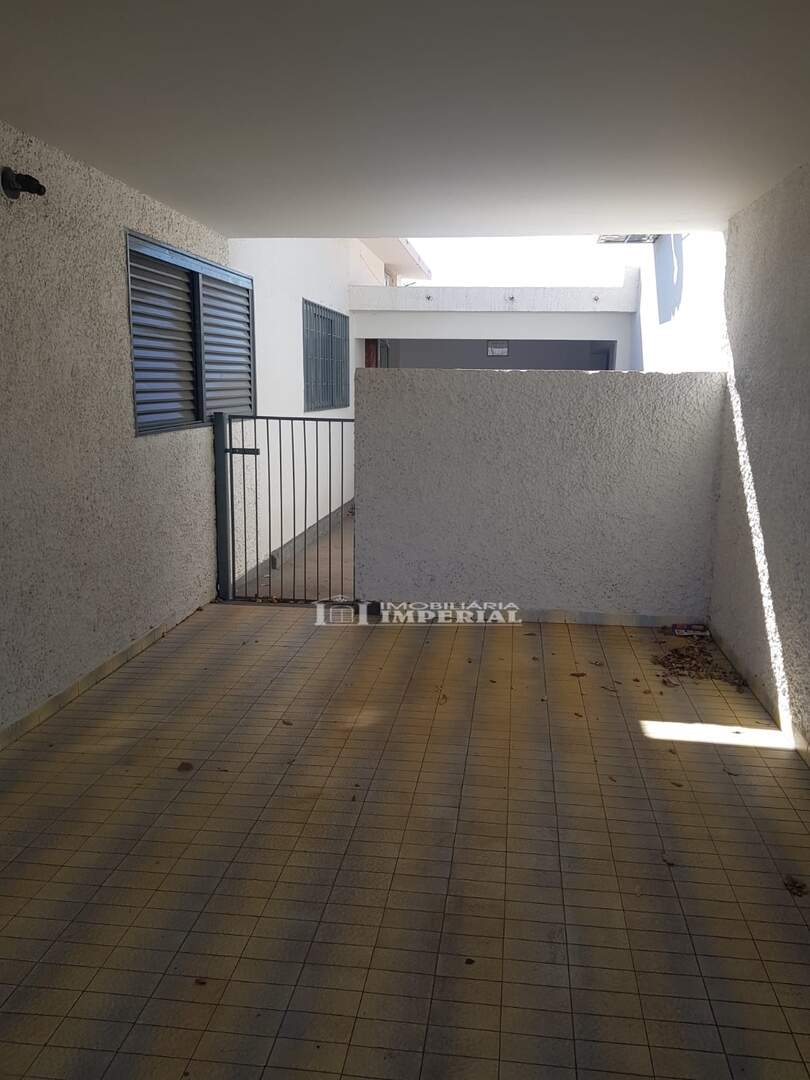 Casa à venda no Centro: f24406b7-957e-4005-8514-9265ba941f3c.jpg