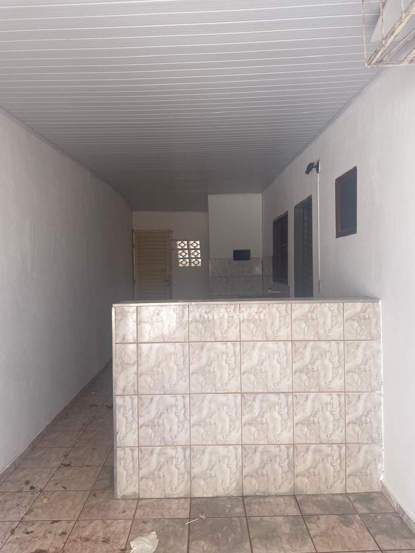 Casa à venda no Jardim Santo Expedito: 39db4e2d-9782-449e-a6ae-cbf1e6233a13.jpg