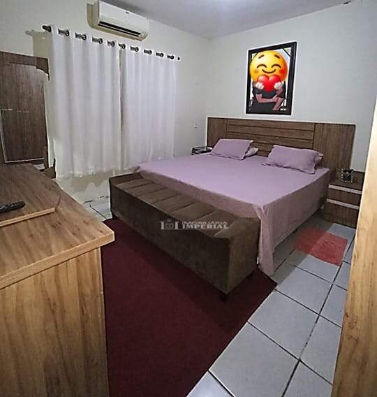 Casa à venda no Jardim Santo Expedito: WhatsApp Image 2025-10-13 at 09.03.43.jpg