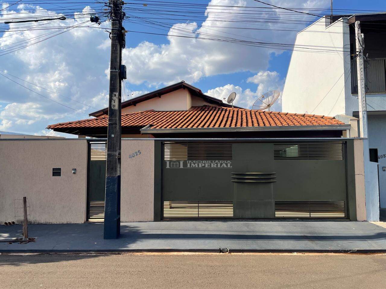 Casa à venda no JARDIM ESTADOS UNIDOS: b791afaa-718f-40a3-a23c-8707048efb47.jpg