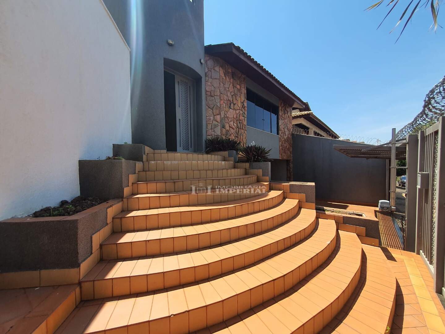 Casa à venda no Centro: WhatsApp Image 2025-10-18 at 08.40.47(3).jpg