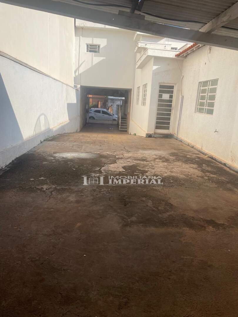 Casa à venda no Centro: 0b8b391d-631c-4556-8a31-0200f7a28de8.jpg