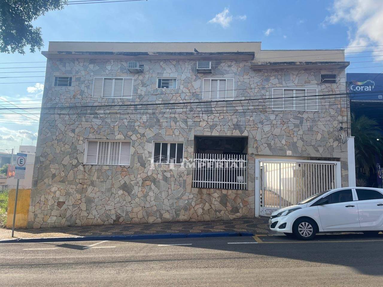 Casa à venda no Centro: 4087fb4c-f7bb-4d25-86c8-eb0929b42d94.jpg