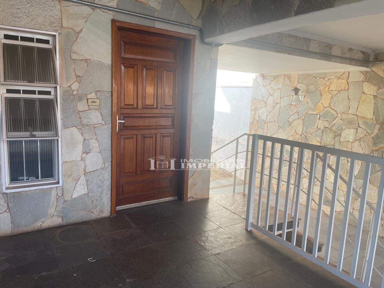 Casa à venda no Centro: b4586a1e-69e4-4688-a5f1-6342a5e44cbb.jpg