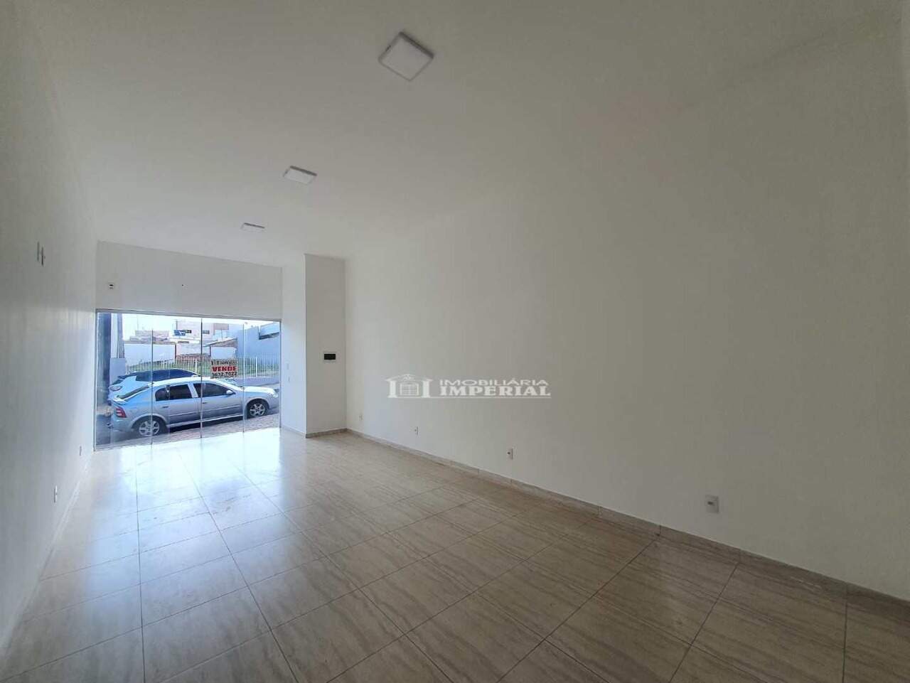 Sala para aluguel no Centro: 