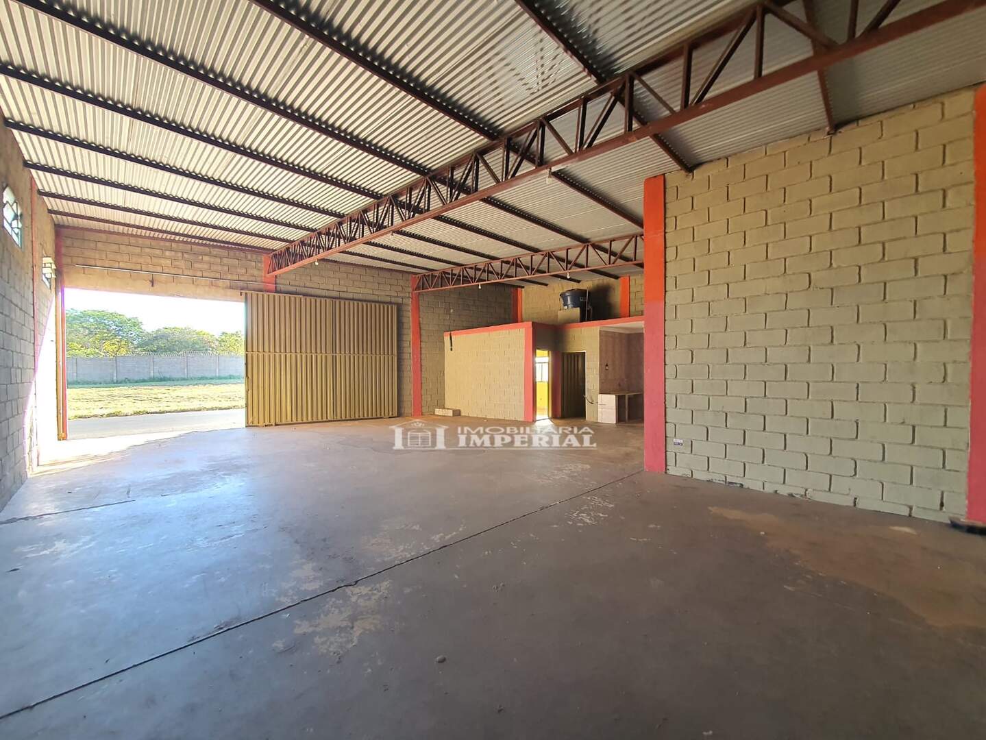 Salão para aluguel no PARQUE INDUSTRIAL II: WhatsApp Image 2025-07-30 at 10.13.42(1).jpg