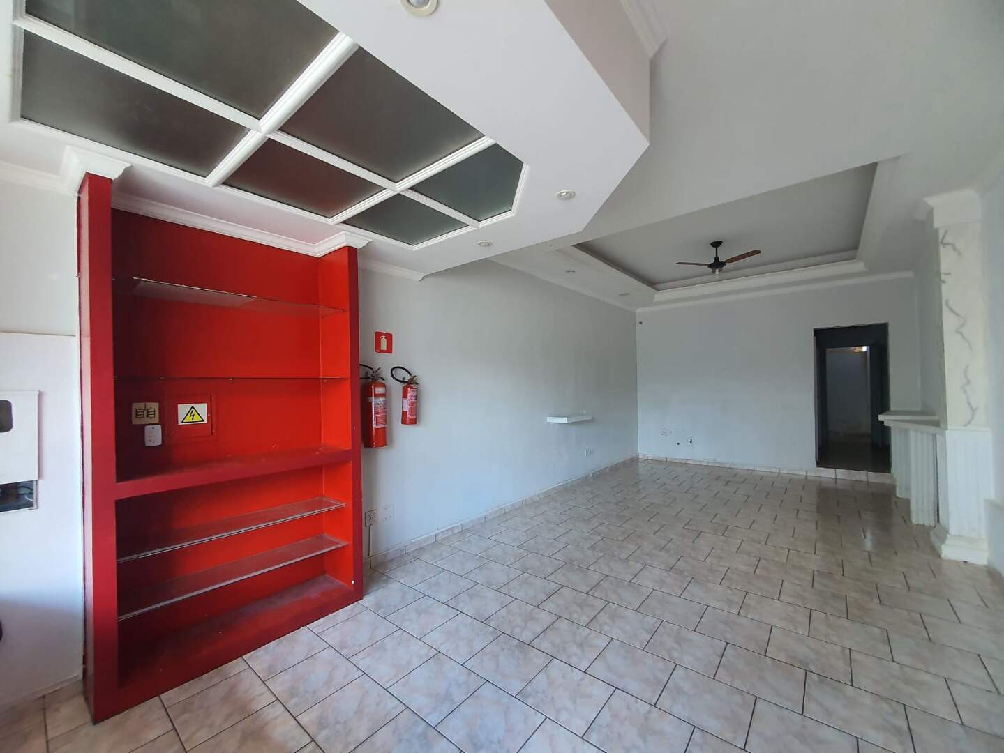 Salão para aluguel no Centro: WhatsApp Image 2025-03-14 at 14.05.06(10).jpg