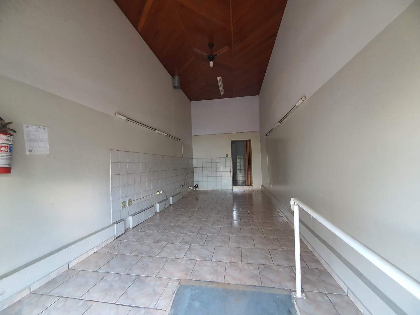 Salão para aluguel no Centro: WhatsApp Image 2025-03-14 at 14.32.54.jpg