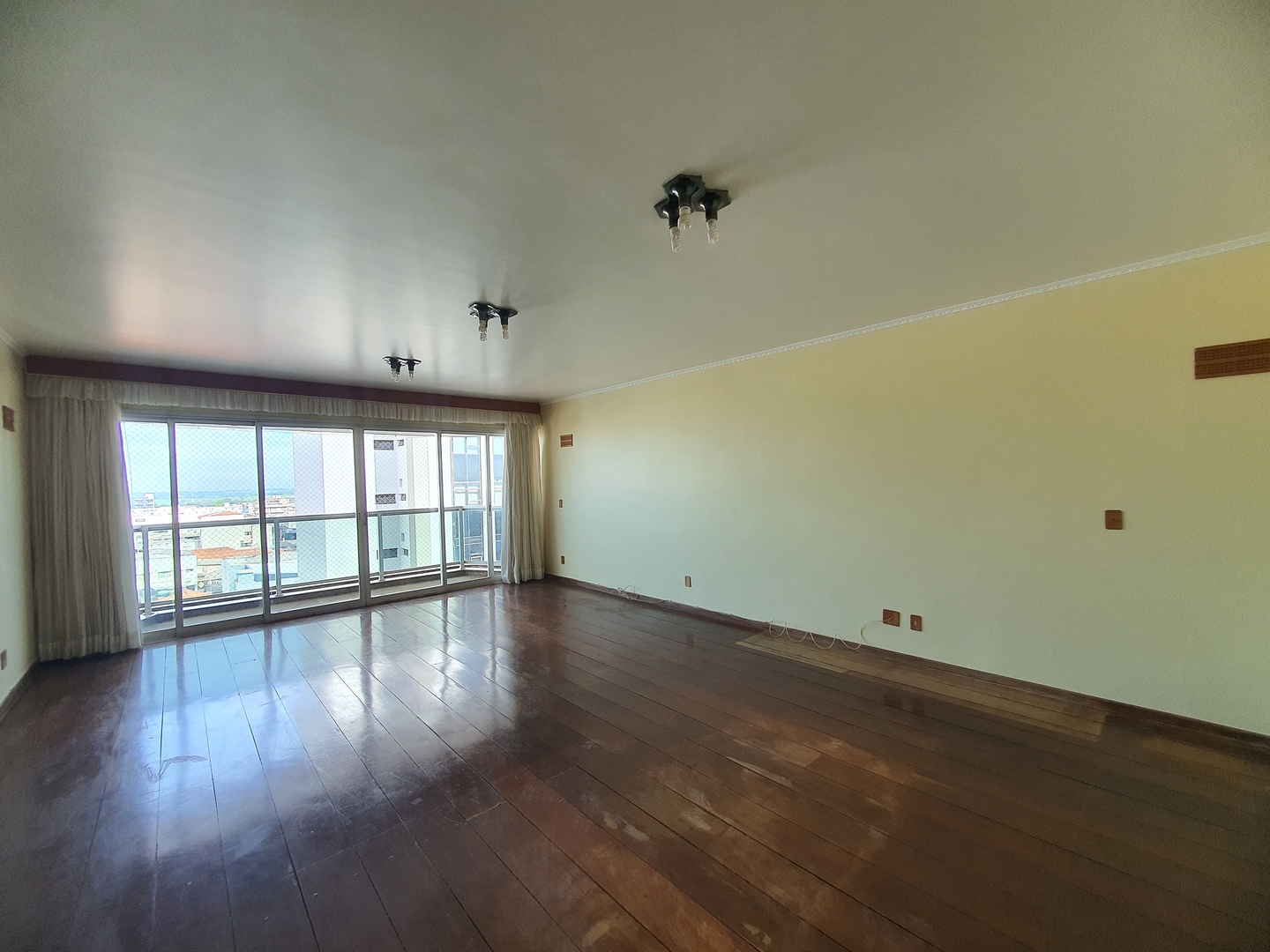 Apartamento para aluguel no Centro: 20250423_104331.jpg