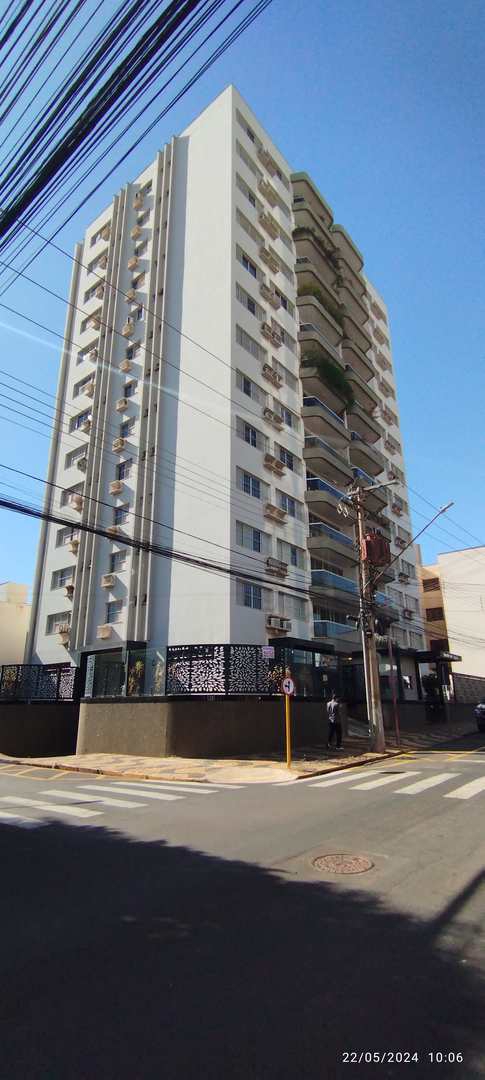 Apartamento para aluguel no Centro: Frente.jpg