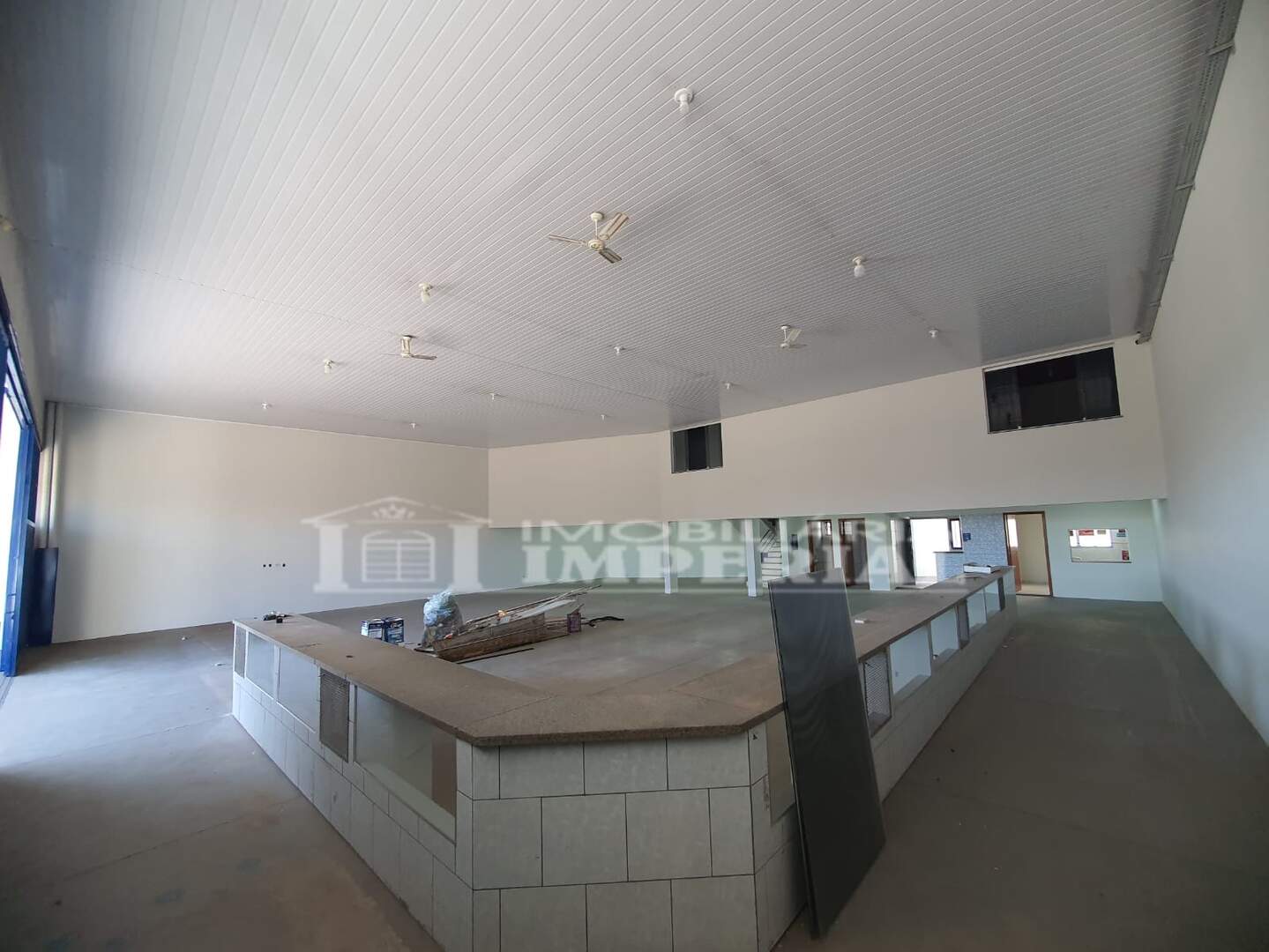 Salão para aluguel no JARDIM SAMAMBAIA: WhatsApp Image 2025-05-22 at 12.08.21.jpg