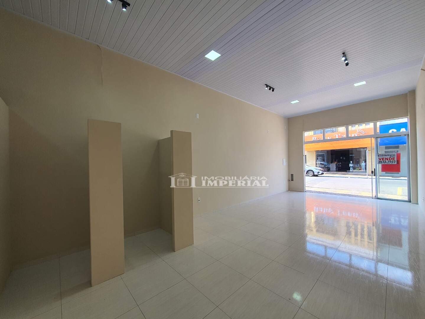 Salão para aluguel no Centro: WhatsApp Image 2025-09-01 at 17.31.58(1).jpg