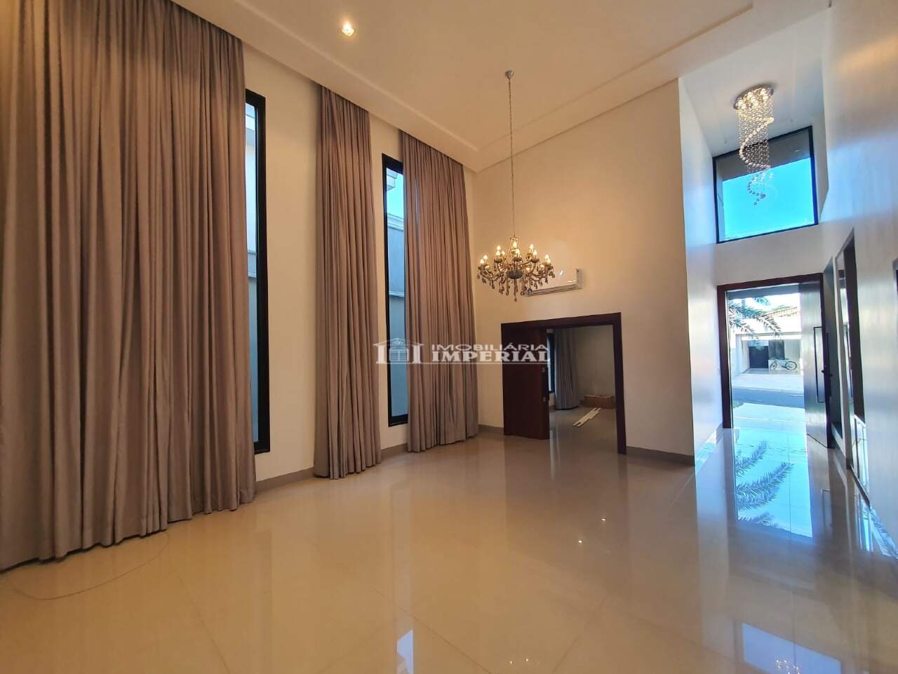 Casa de Condomínio à venda no RESIDENCIAL ALPHA JALES: 