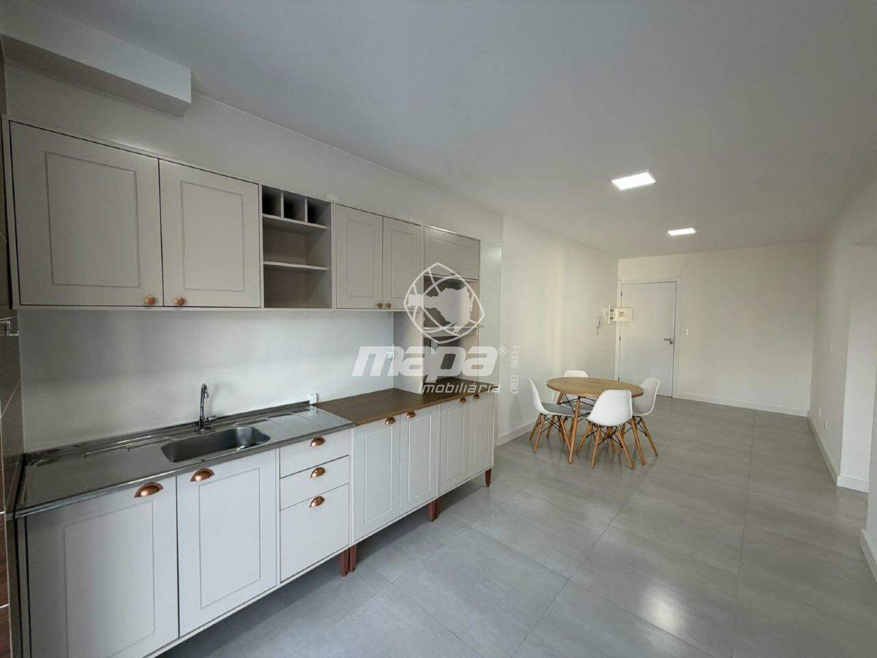 Apartamento semi-mobiliado no bairro Rio Morto! — foto 3