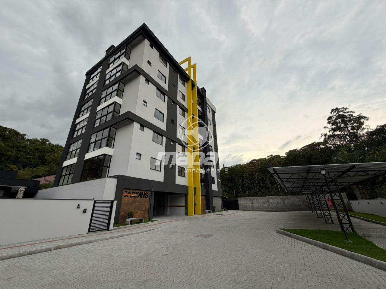 Apartamento semi-mobiliado no bairro Rio Morto! — foto 2