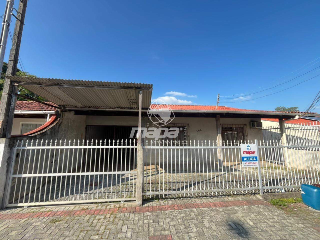 Casa para alugar no bairro Água Verde - foto 1