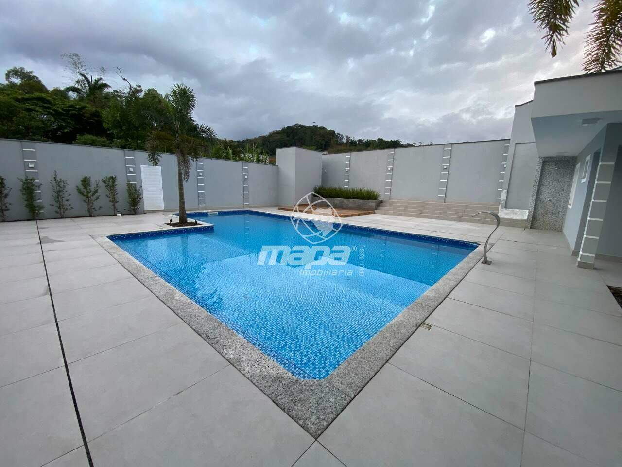 Casa de alto padrão com ótimo acabamento — foto 4