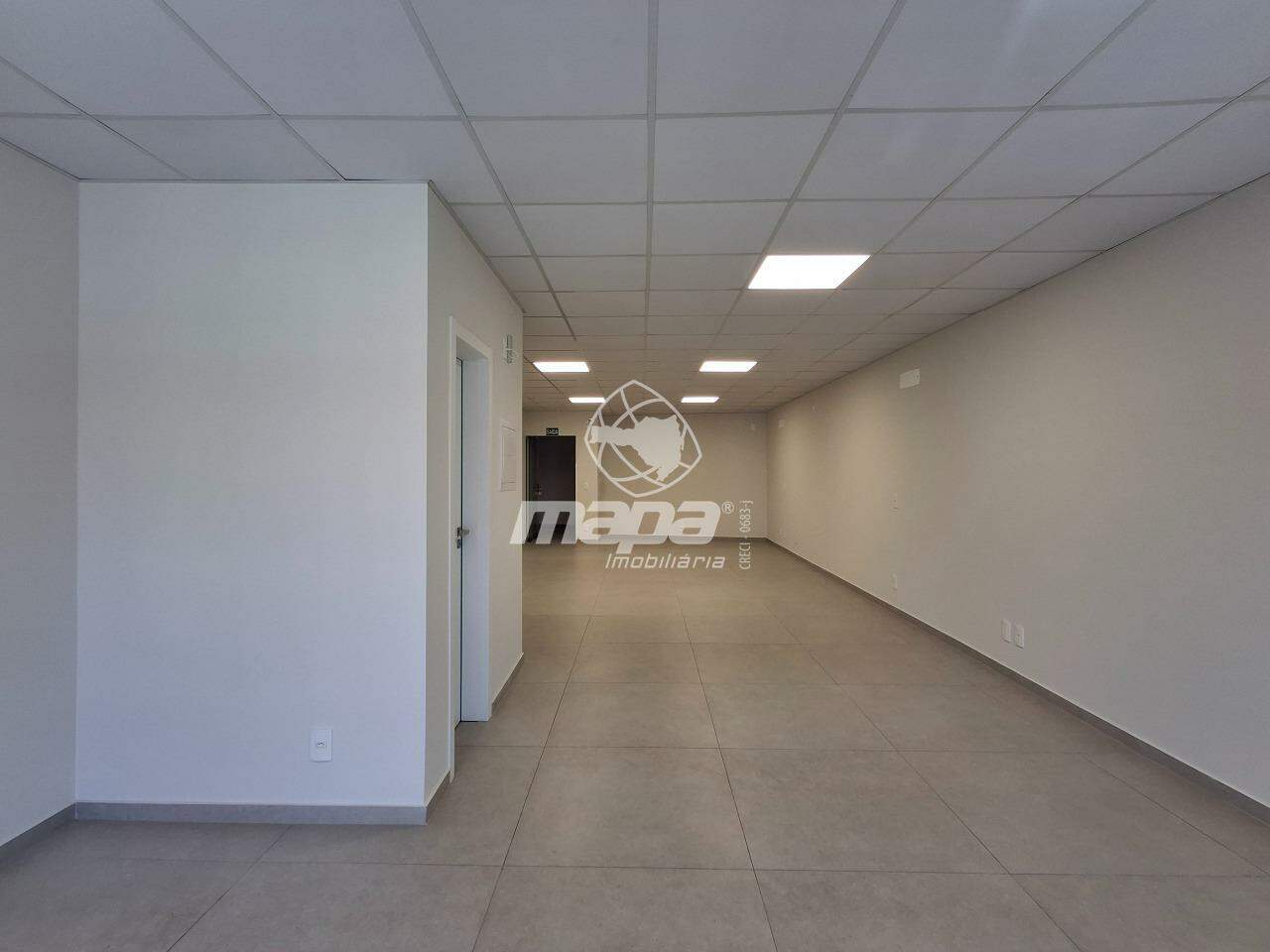 Sala comercial para locação no centro de Indaial! — foto 4